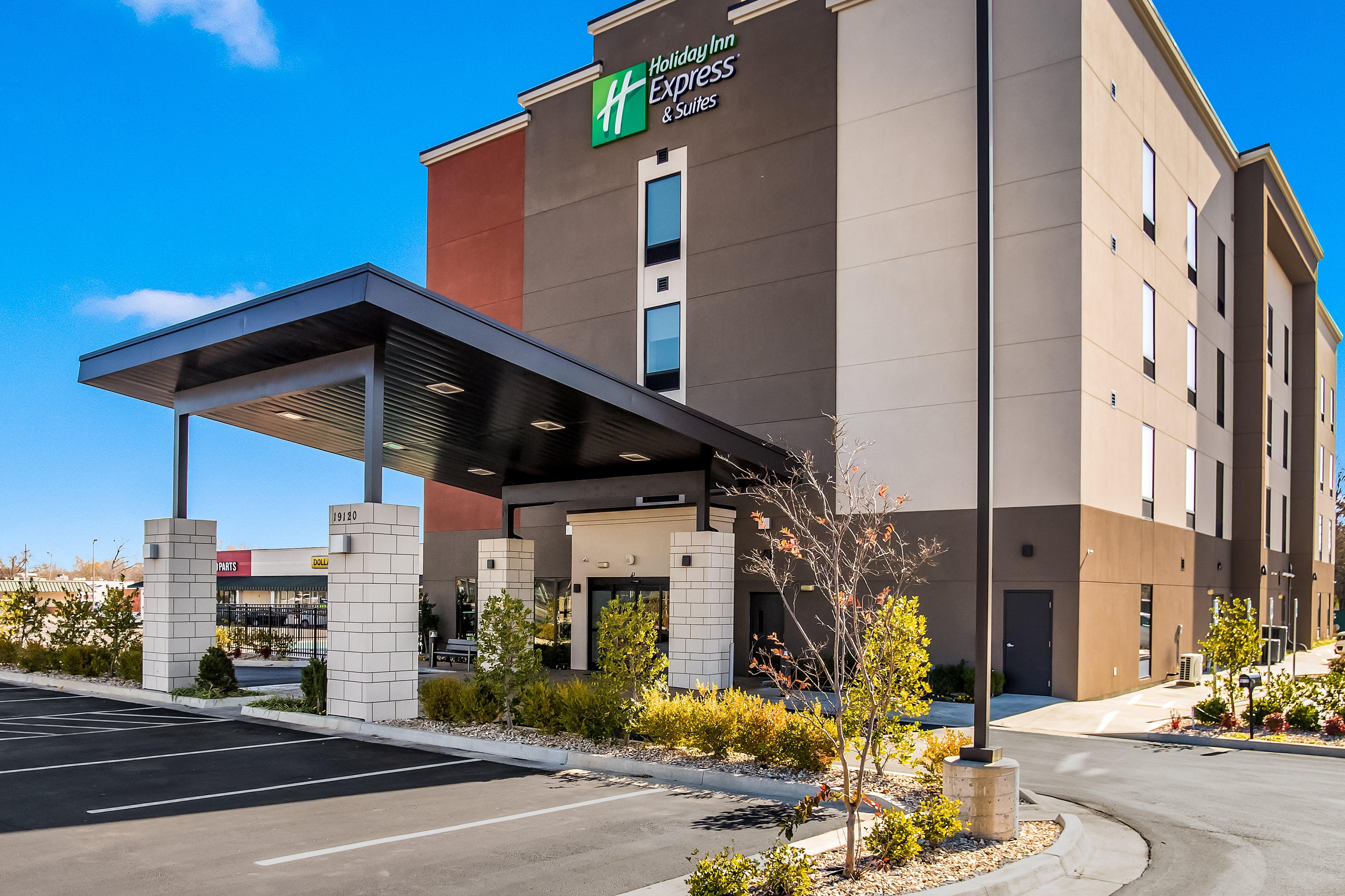 Holiday Inn Express & Suites Tulsa East - Catoosa By Ihg Exterior foto