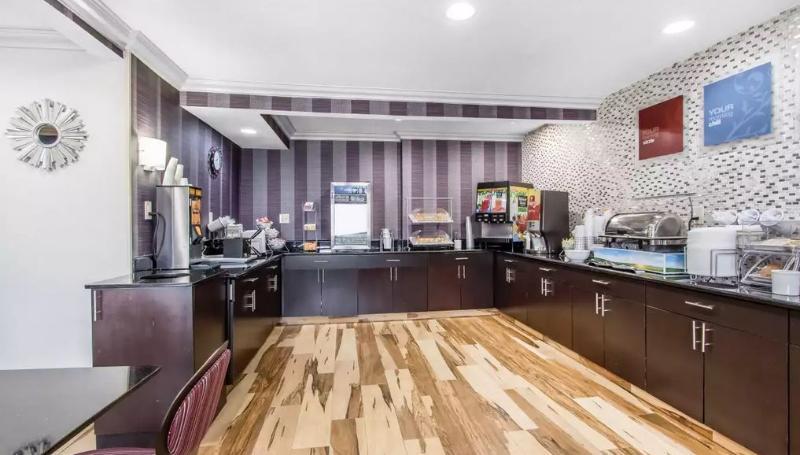 Holiday Inn Express & Suites Tulsa East - Catoosa By Ihg Exterior foto